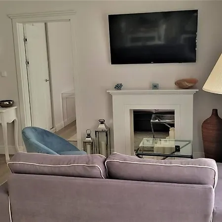 アパート Grzybowo, Nowy Budynek, Nieprzecietny Apartament グジボボ